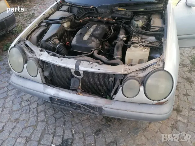 Мерцедес Е класа W210 2.2CDI На Части , снимка 6 - Части - 47693079