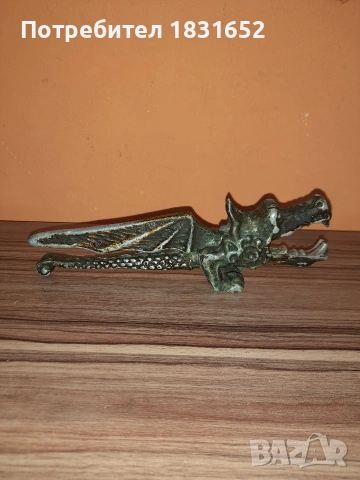 Стара орехотрошачка