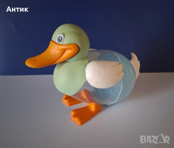 Две Редки Фигурки Куче и Пате Контейнер Касичка от Мини Шоколадови Яйца Kinder , снимка 2 - Колекции - 53591780