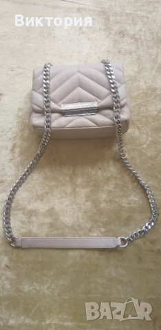 Оригинална чанта Armani Exchange – малък размер | Цвят: светло бежово-розов