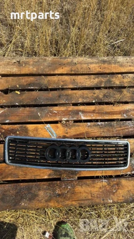 506. Решетка за преден капак за Audi A6 C4