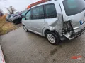 **САМО НА ЧАСТИ*** VW Touran 2.0tdi, ръчни скорости, ляв волан, снимка 6