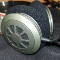 akg stereo headphones 1210210930, снимка 2 - Слушалки и портативни колонки - 34433475