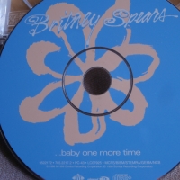 BRITNEY SPEARS, снимка 4 - CD дискове - 36045531
