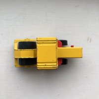 Метална количка валяк Matchbox Bomag Road Roller в мащаб 1:76, снимка 7 - Колекции - 39835206