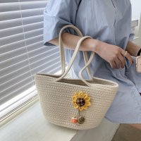 Плетена дамска чанта тип кошница White, снимка 6 - Чанти - 41477355