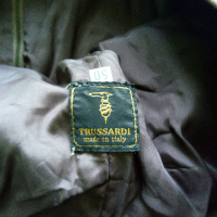 Trussardi - велурен, кафяв панталон, снимка 2 - Панталони - 36355357