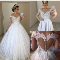 Сватбена рокля от дантела 