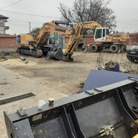 Чук за разбиване на бетон услуги с багери изкопи насипи