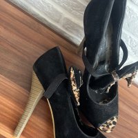 Елегантни дамски обувки с висок ток, снимка 2 - Дамски обувки на ток - 40476601