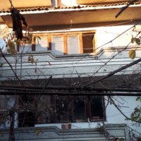 Продава двуетажна къща в гр. Попово, снимка 1 - Къщи - 41868688