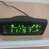 LED часовник с календар и аларми, снимка 3 - Друга електроника - 40970604