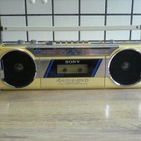 Мини стерео касетофон SONY CFS-900S, снимка 2 - Радиокасетофони, транзистори - 41897844