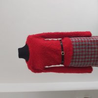 Дамска червена блуза, снимка 5 - Блузи с дълъг ръкав и пуловери - 35956327
