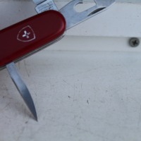 Швейцарска ножка Викторинокс , снимка 3 - Ножове - 36280520