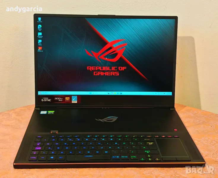 RTX 2080 8GB/Core i7-9750H/32GB RAM/1TB SSD NVMe/17.3 G-SYNC FHD IPS 300Hz/ASUS ROG Zephyrus S GX701, снимка 1