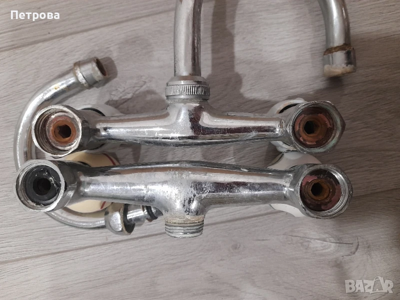 Смесителна батерия за кухня в неясно състояние, снимка 1