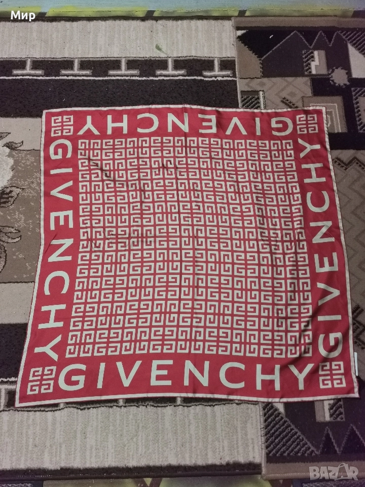 Копринен шал от Givenchy , снимка 1