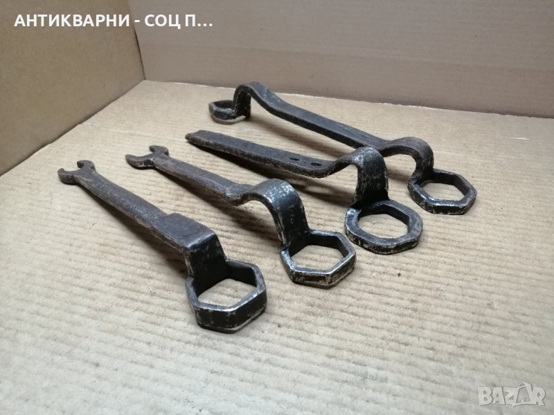 Комплект Стари Ковани Каруцарски Ключове / 4 Броя. Стар Кован Каруцарски Ключ. , снимка 1