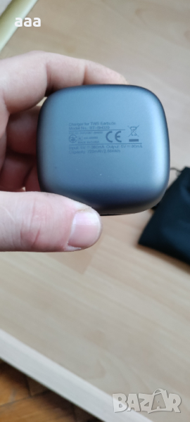 Безжични Bluetooth слушалки със зареждащ кейс, снимка 1