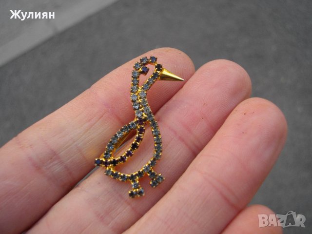 СТАРА ПОЗЛАТЕНА БРОШКА