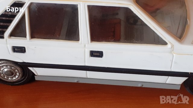  КОЛА ИГРАЧКА FIAT POLONEZ CZZ 4046, снимка 5 - Колекции - 42458057