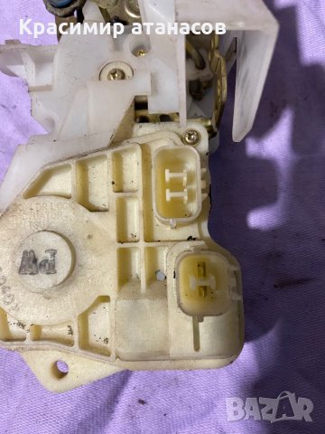 Брава на врата предна дясна за Хонда джаз 2003-2008г, снимка 4 - Части - 35944239