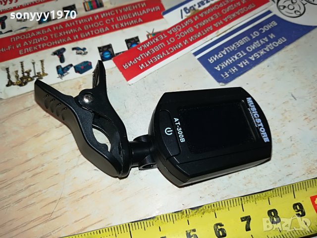 AT-300B GUITAR TUNER-ВНОС GERMANY 3105231829, снимка 2 - Китари - 40888570