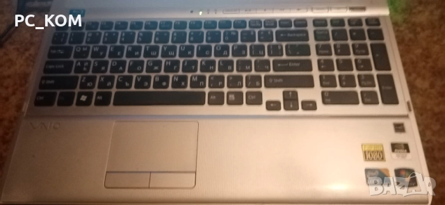 Продавам лап топ soni 