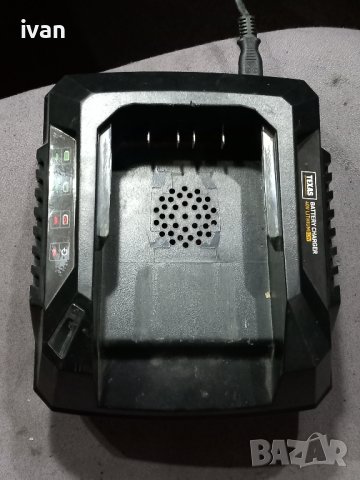 Продавам акумулаторна косачка ТЕХАС  RAZOR 4200LI ДВЕ БАТЕРИИ  40V/4,0Ah: + +  зарядно, снимка 6 - Други стоки за дома - 41473155