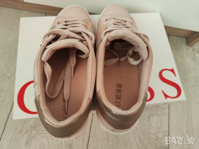 Оригинални маратонки кецове Guess В отлично състояние. 36 номер. С кутията. , снимка 9 - Кецове - 50924749