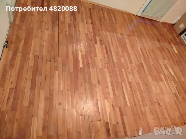 Естествен паркет ~10 кв. м.