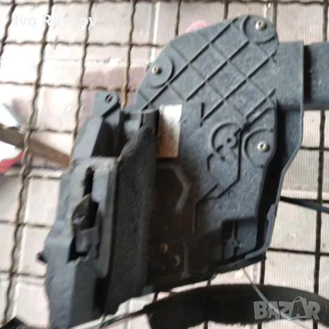 Задна лява брава за MAZDA 3 2005 , 3N6A-A26413-C