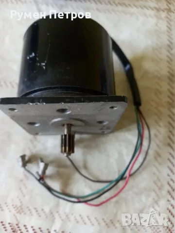 Ел мотор ЗАЕ Пловдив., снимка 3 - Антикварни и старинни предмети - 49783518