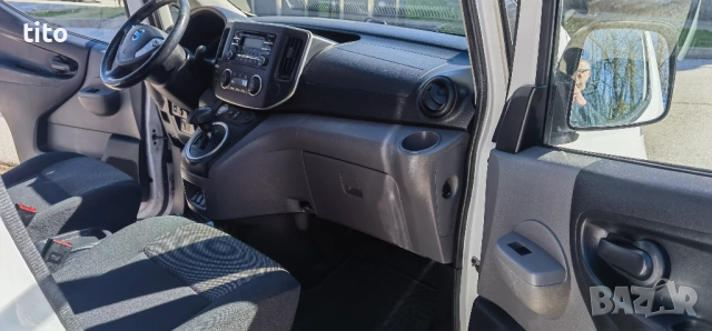 Електрически Nissan e-NV200, снимка 12 - Автомобили и джипове - 53808074