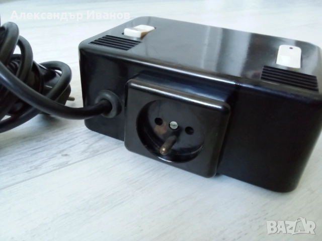 Стар бакелитов електроуред,таймер,часовник 1965 г., снимка 5 - Антикварни и старинни предмети - 51951522