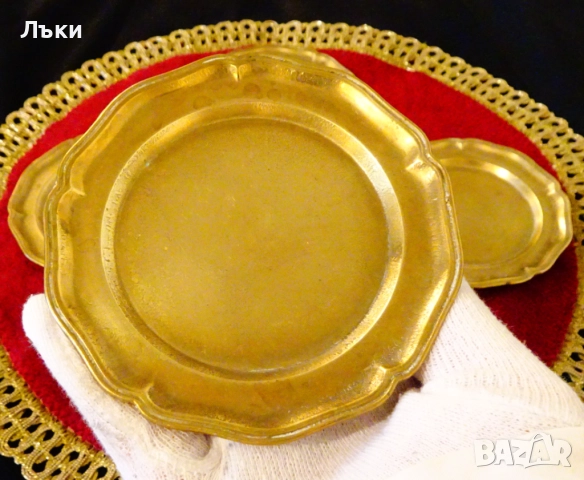 Масивни бронзови чинии комплект 4 броя.  , снимка 2 - Антикварни и старинни предмети - 52665988