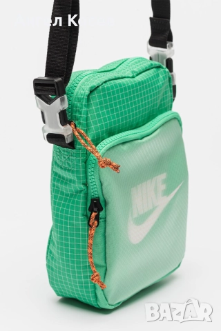 NIKE-Чантичка, снимка 3 - Чанти - 52896173