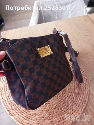 Дамска чанта Louis Vuitton, снимка 2 - Чанти - 53171720