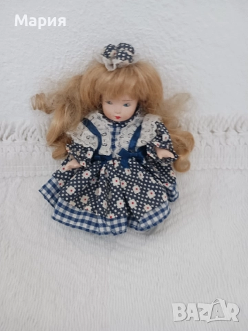 Порцеланова кукла от Холандия , снимка 3 - Антикварни и старинни предмети - 52564510