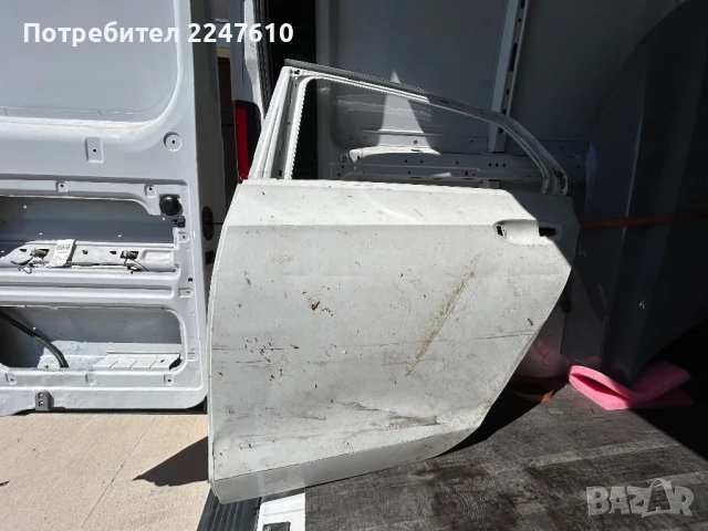 Задна лява врата Golf 8, снимка 2 - Части - 50976425