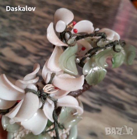 Продавам декоративна ваза с цвете от стъкло, снимка 4 - Изкуствени цветя - 41348743