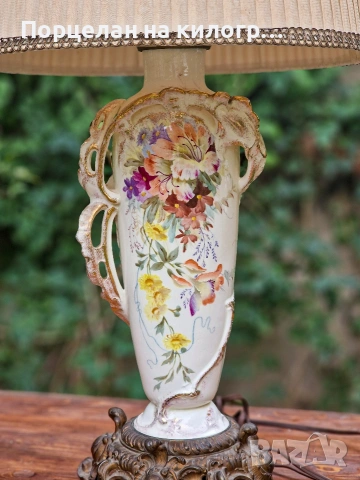 Антикварна лампа порцелан и бронз, снимка 2 - Антикварни и старинни предмети - 53644566