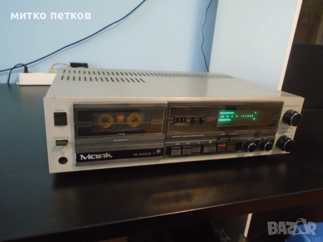 дек с усилвател Маяк м-240с-1