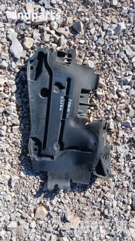 Пластмаса Peugeot 207 CC 1.6 2007 9680057380 207 (2006-2012)