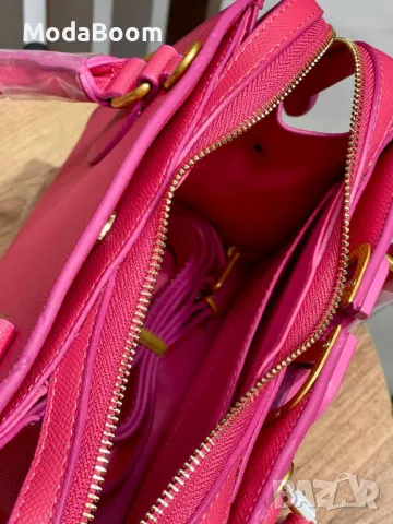 Valentino дамски чанти Различни цветове , снимка 7 - Чанти - 48829965