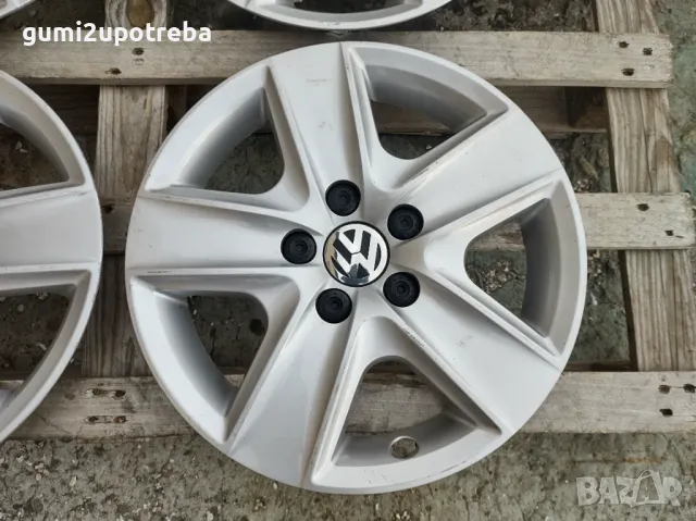 16 цола Тасове VW Golf Volkswagen Golf Оригинал, снимка 2 - Аксесоари и консумативи - 47426518