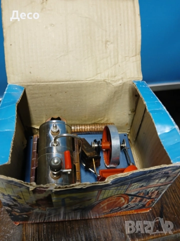 Парна машина-двигател играчка Веласко Западна Германия., снимка 9 - Колекции - 52432663
