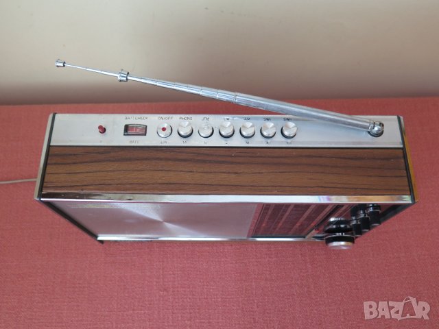 Vintage Grundig  Concert-Boy 208,   1967–1969г.,Ретро радио , снимка 5 - Радиокасетофони, транзистори - 41191157