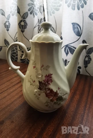 Нов Порцеланов сервиз за кафе 17 части есенни листа, снимка 6 - Сервизи - 51143312